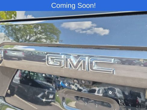 Used 2023 GMC Yukon XL Denali Ultimate AWD/4WD image 11