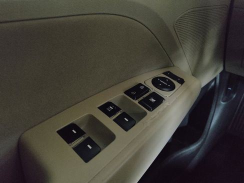 Used 2017 Hyundai Elantra SE FWD image 27