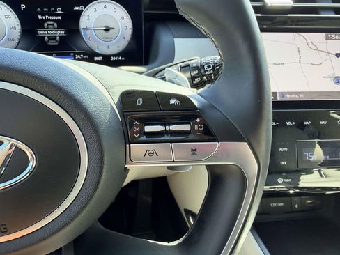 Used 2022 Hyundai Tucson Limited w/ Cargo Package image 7