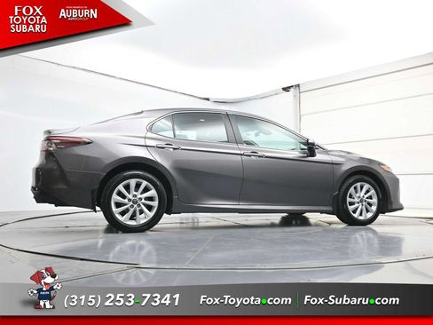 Used 2023 Toyota Camry LE AWD/4WD image 23