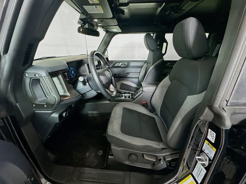 Used 2025 Ford Bronco Big Bend image 13
