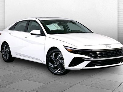 Used 2025 Hyundai Elantra SEL
