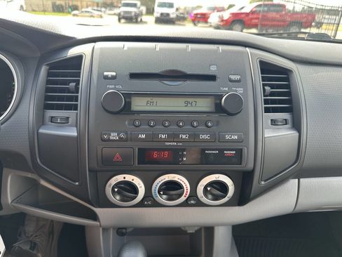 Used 2007 Toyota Tacoma 2WD Regular Cab image 12