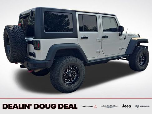 Used 2015 Jeep Wrangler Unlimited Rubicon AWD/4WD image 6