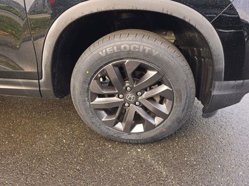 Used 2021 Honda Ridgeline Sport image 9