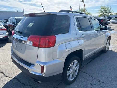 Used 2017 GMC Terrain SLE w/ Convenience Package FWD image 5