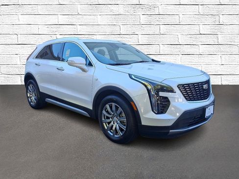 Used 2021 Cadillac XT4 Premium Luxury image 8