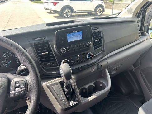 Used 2025 Ford Transit 250 Low Roof w/ Exterior Upgrade Package RWD image 24
