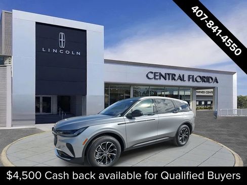 New 2026 Lincoln Nautilus Premier image 6