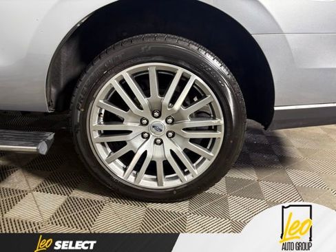 Used 2024 Ford Expedition Limited AWD/4WD image 27