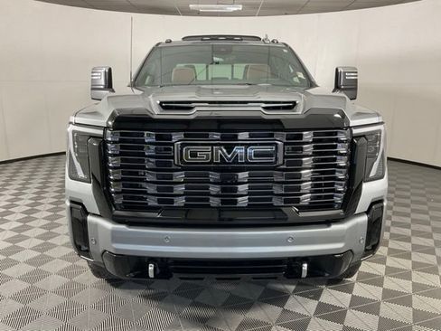 Used 2026 GMC Sierra 2500 Denali Ultimate w/ Snow Plow Prep/Camper Package AWD/4WD image 2
