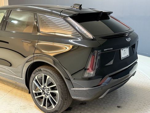 New 2026 Cadillac Optiq Sport 1 image 20