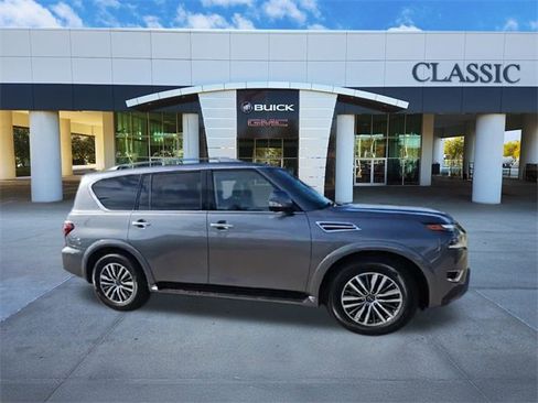 Used 2023 Nissan Armada SL image 9