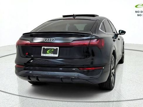 Used 2024 Audi Q8 e-tron Premium Plus w/ Premium Plus Package AWD/4WD image 8