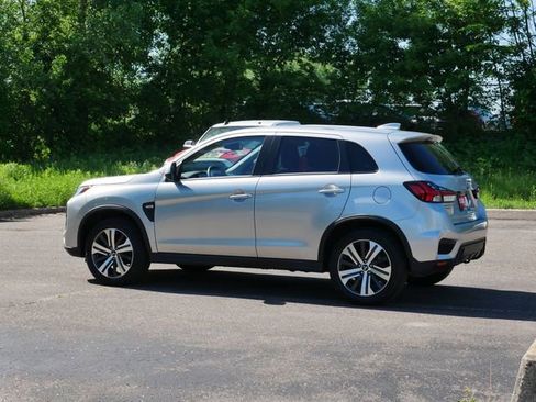 Used 2023 Mitsubishi Outlander Sport ES AWD/4WD image 4