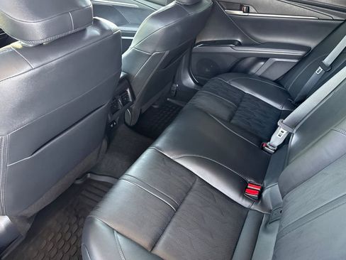 Used 2025 Toyota Camry XSE FWD image 6