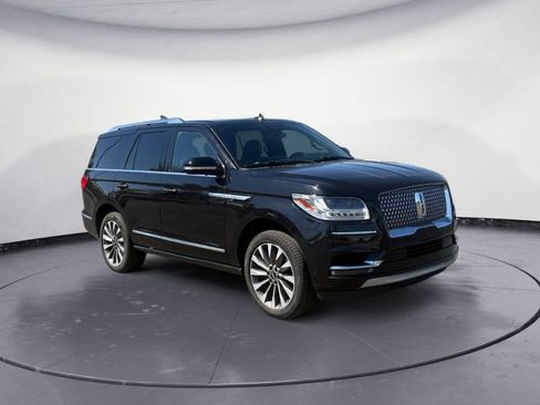 Used 2020 Lincoln Navigator Reserve AWD/4WD image 7