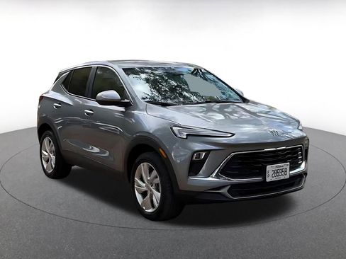 Used 2025 Buick Encore GX Preferred image 3