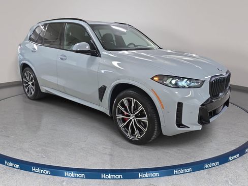 Used 2026 BMW X5 sDrive40i w/ M Sport Package RWD image 4