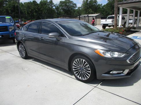 Used 2018 Ford Fusion Titanium AWD/4WD image 18