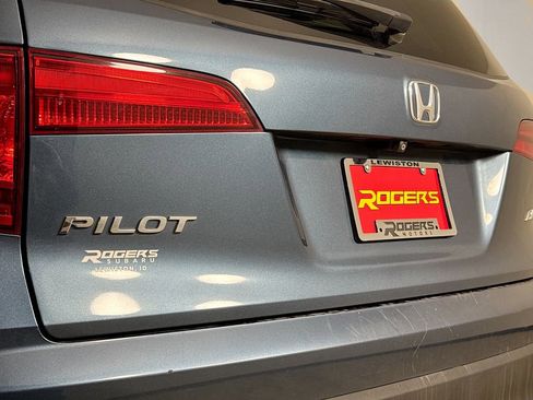 Used 2017 Honda Pilot EX image 27