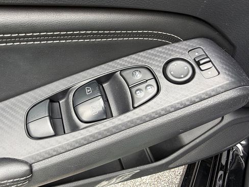 Used 2019 Nissan Altima 2.5 Platinum AWD/4WD image 13