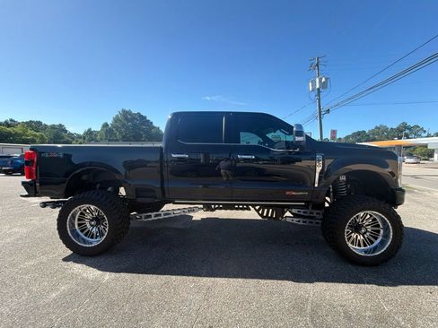 Used 2024 Ford F250 Platinum AWD/4WD image 4
