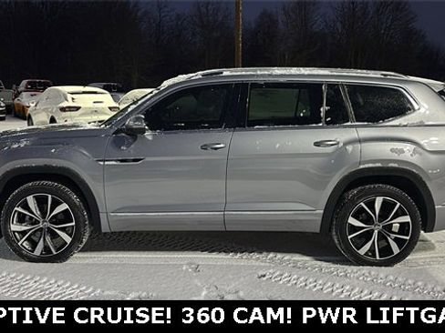 Used 2024 Volkswagen Atlas SEL Premium R-Line image 3