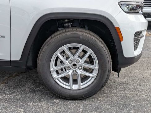 New 2026 Jeep Grand Cherokee Laredo X RWD image 12