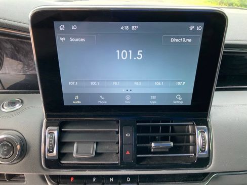 Used 2021 Lincoln Navigator L Reserve w/ Luxury Package AWD/4WD image 20