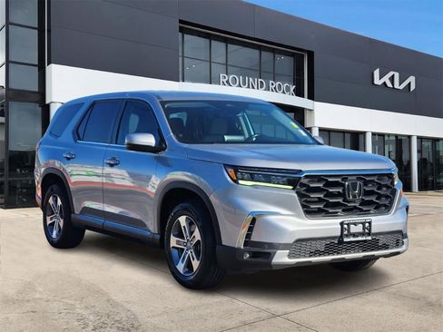 Used 2023 Honda Pilot EX-L image 3