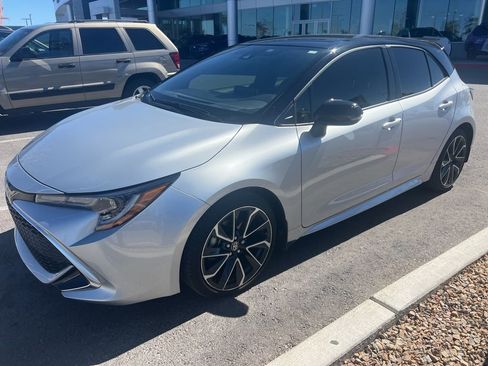 Used 2022 Toyota Corolla XSE image 31