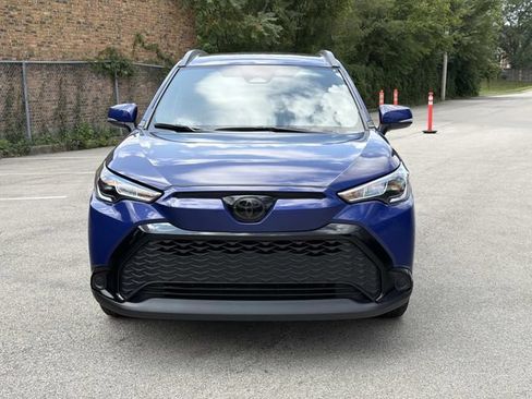 Used 2024 Toyota Corolla Cross AWD Hybrid image 2