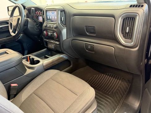 Used 2022 Chevrolet Silverado 1500 RST RWD image 15