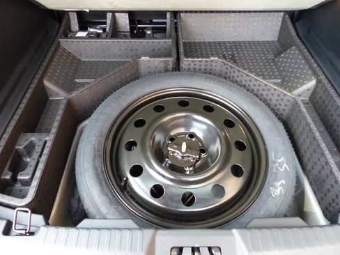 Used 2023 Ford Edge Titanium w/ Equipment Group 301A image 44