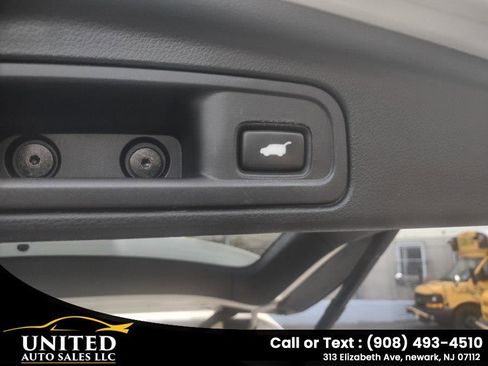 Used 2016 Honda Pilot Touring image 26