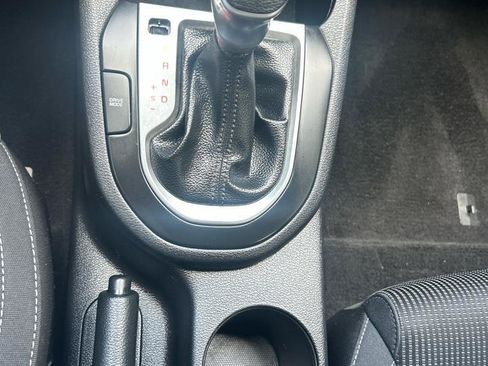 Used 2019 Kia Forte LXS FWD image 19