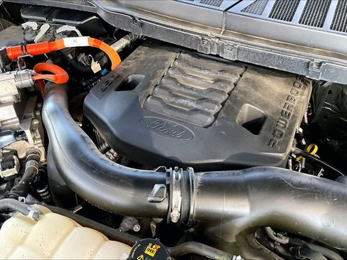 Used 2022 Ford F150 Platinum w/ Equipment Group 701A High image 32