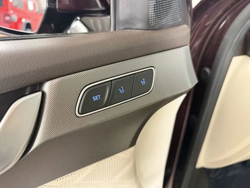 Used 2020 Hyundai Palisade Limited AWD/4WD image 16