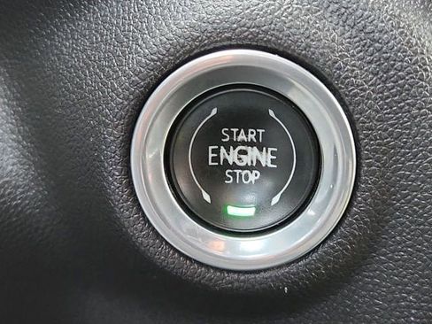 Certified 2019 GMC Sierra 1500 SLT w/ SLT Premium Plus Package image 17