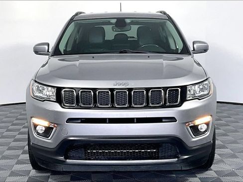 Used 2019 Jeep Compass Limited FWD image 3