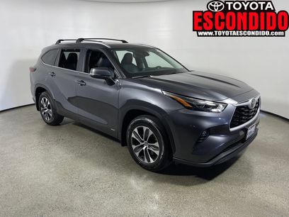 Certified 2025 Toyota Highlander XLE