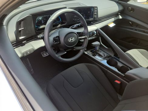 New 2026 Hyundai Elantra SEL Sport Premium FWD image 6