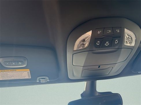 New 2026 Chrysler Pacifica Select image 20