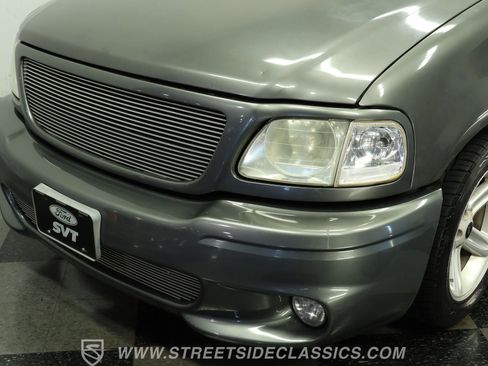 Used 2003 Ford F150 Lightning RWD image 19