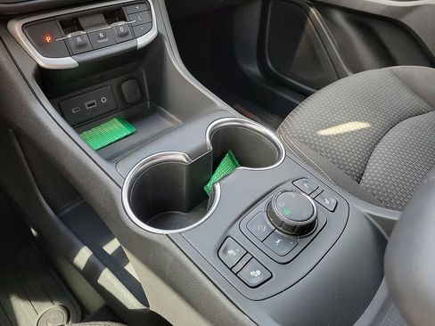 Used 2023 GMC Terrain SLE w/ Driver Convenience Package image 15