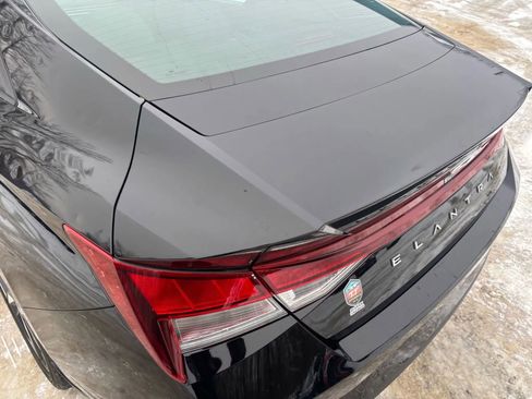 Used 2023 Hyundai Elantra SEL w/ Convenience Package image 23