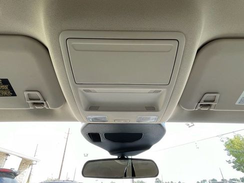 Used 2020 Ford Escape SE FWD image 29