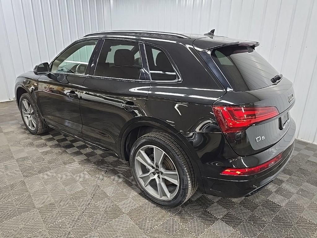 Used 2025 Audi Q5 2.0T Premium w/ Convenience Plus Package AWD/4WD image 9