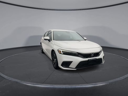 Used 2023 Honda Civic LX image 2